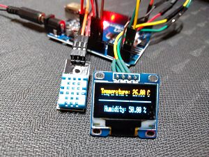A072 - DHT 11 Temperature & Humidity Sensor with OLED Display